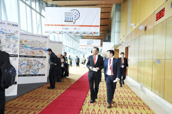 TAK-TIK Visual Solutions turned speeches into 1 big picture for Innovating Malaysia Conference (IMC)