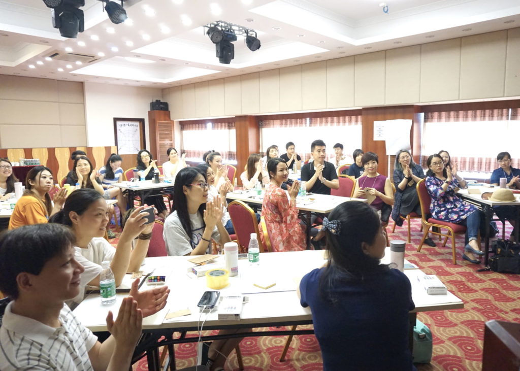 LOG graphic recording workshop by Tak-tik